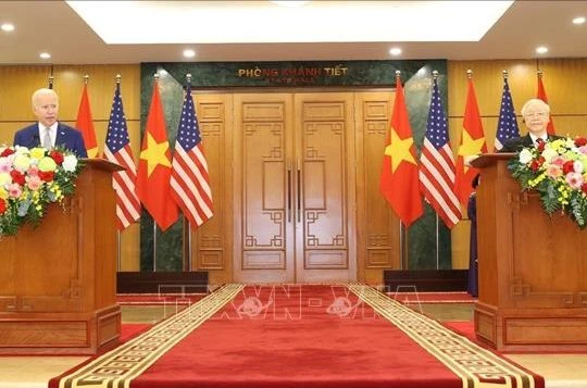 Tổng Bí thư Nguyễn Phú Trọng và Tổng thống Hoa Kỳ Joe Biden đã ra Tuyên bố chung về việc nâng tầm quan hệ Việt Nam - Hoa Kỳ lên Đối tác chiến lược toàn diện vì hòa bình, hợp tác và phát triển bền vững.