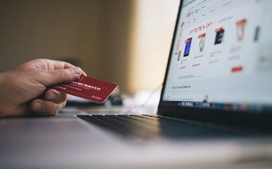 Nhiều nguy cơ khiến dữ liệu thông tin cá nhân bị lộ lọt. Ảnh minh họa