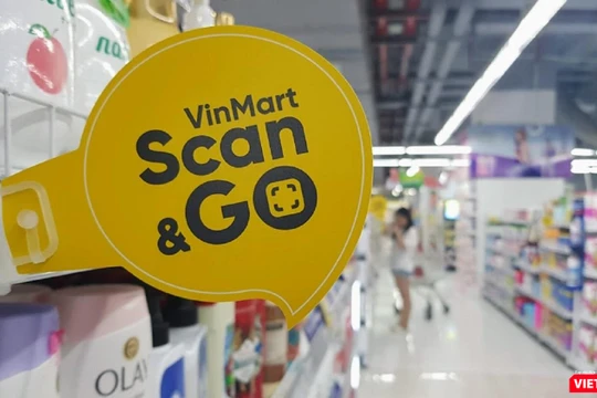 Dịch vụ mua sắm siêu tốc Scan&Go tại VinMart được giới thiệu là "anh em" của Amazon Go, 7-Eleven Scan&Pay.