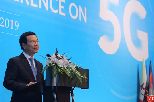 Bộ trưởng Bộ Thông tin & Truyền thông Nguyễn Mạnh Hùng phát biểu khai mạc Hội thảo ASEAN về 5G. 