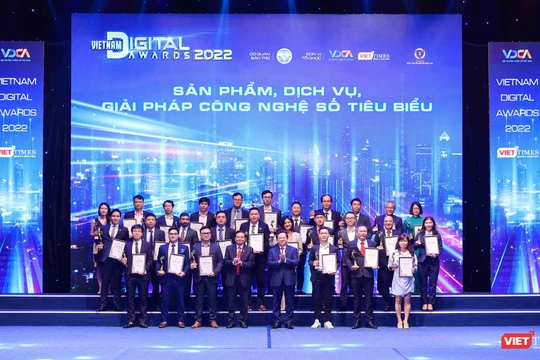 Lễ trao Giải thưởng chuyển đổi số Việt Nam – Vietnam Digital Awards năm 2022 đang được tiến hành
