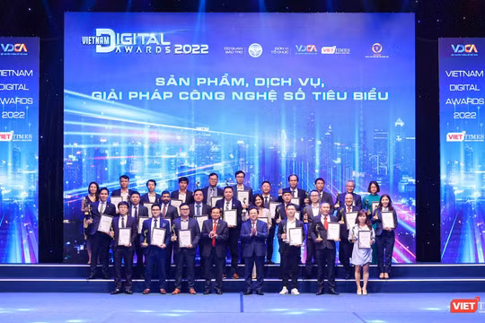 Lễ trao Giải thưởng chuyển đổi số Việt Nam – Vietnam Digital Awards năm 2022 đang được tiến hành