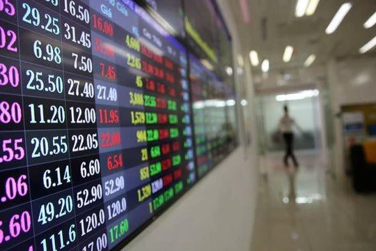 Chứng khoán LPBank (LPBS) muốn tăng vốn gấp 15,5 lần lên 3.900 tỉ đồng