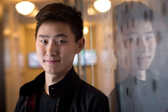 Được ví như 'tiểu Elon Musk', Alexandr Wang đã đặt cược vào trí tuệ nhân tạo (AI) như thế…