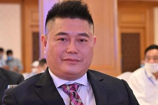 Em trai ‘bầu’ Thuỵ bán xong 1,8 triệu cổ phiếu LPB