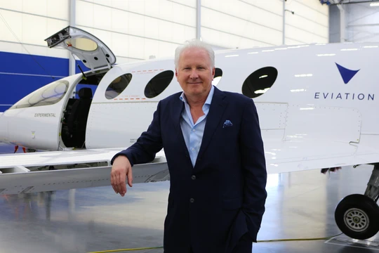 Richard Chandler có niềm tin sâu sắc đối với tương lai của máy bay điện (Ảnh: Forbes)