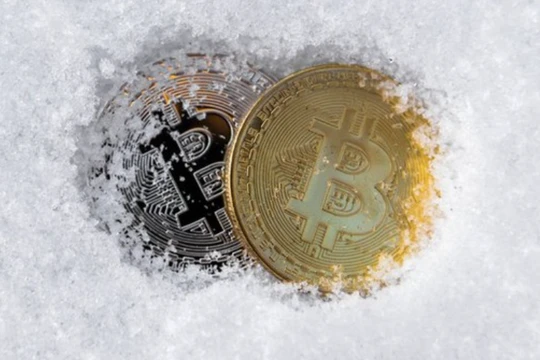 Khắc nghiệt như 'mùa đông crypto': Thêm một công ty cho vay tiền số dừng mọi hoạt động rút tiền