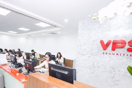 Công ty chứng khoán cho phép khách hàng tặng quà bằng ‘quyền mua’ cổ phiếu 