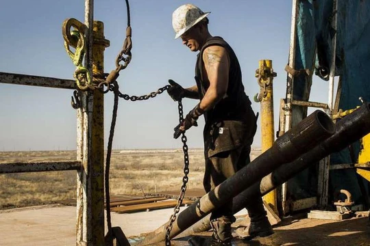 Lý do các công ty dầu Mỹ không vội tăng sản lượng để hạ nhiệt giá dầu