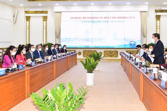 Buổi làm việc giữa lãnh đạo TP. HCM và Tập đoàn Vạn Thịnh Phát, ORIX Corporation, CK Assets Holdings Limited diễn ra trong khuôn khổ tuần lễ xúc tiến đầu tư của thành phố 