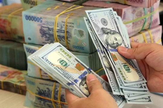 Giá bán USD vượt 24.300 đồng, cao nhất kể từ đầu năm 2023
