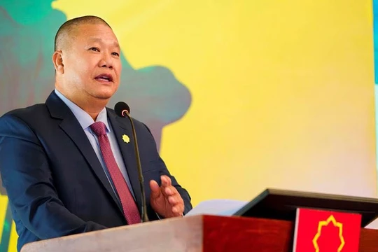 6 năm sau câu nói kinh điển 'ngu gì không làm thép' của ông Lê Phước Vũ, Hoa Sen làm ăn thế nào?