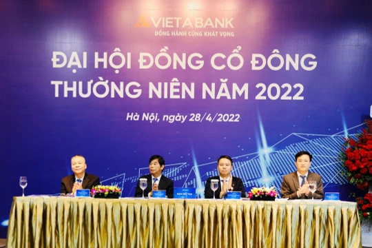 Toàn cảnh Đại hội đồng cổ đông thường niên năm 2022 của VietABnK