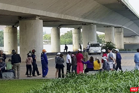 Khu vực chân cầu Trần Thị Lý (quận Ngũ Hành Sơn, Đà Nẵng), nơi người dân địa phương phát hiện va li chưa thi thể phụ nữ bị chặt khúc