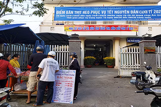 Điểm bán thịt heo bình ổn giá phục vụ Tết trên địa bàn Đà Nẵng (ảnh danang.gov.vn)