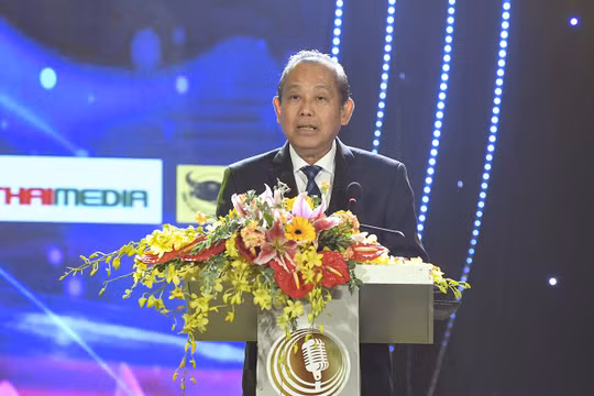 Phó Thủ tướng Thường trực Trương Hòa Bình phát biểu tại lễ khai mạc. Ảnh: VGP/Lê Sơn