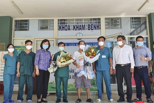 Bệnh nhân 936 tên H.Đ.B (trú phường Bình Thuận, quận Hải Châu, Đà Nẵng) tại buổi xuất viện