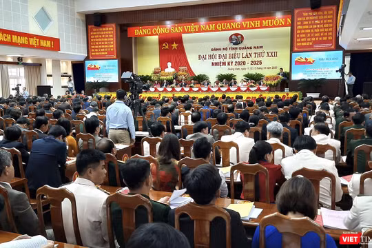 Quang cảnh phiên khai mạc Đại hội đại biểu tỉnh Quảng Nam lần thứ XXII (nhiệm kỳ 2020 - 2025) diễn ra sáng 12/10