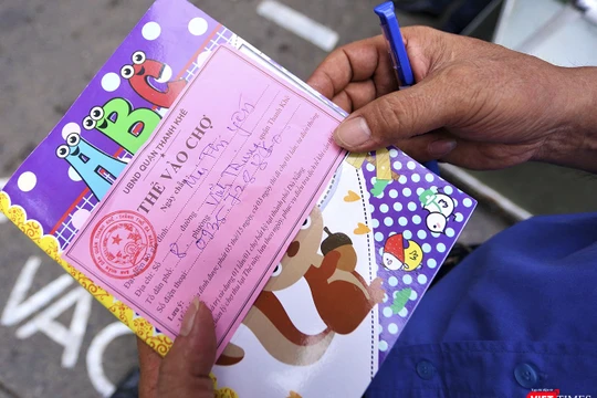 Đà Nẵng chính thức tái sử dụng thẻ đi chợ bắt đầu từ ngày 8/5 để phòng chống dịch COVID-19