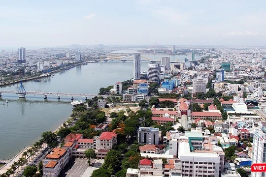 Một góc đô thị ven sông Hàn, TP Đà Nẵng