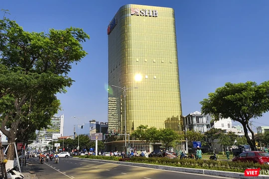 Tòa nhà Ngân hàng SHB trên đường Nguyễn Văn Linh, Đà Nẵng