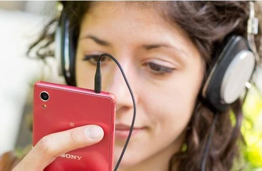 Làm thế nào để tải nhạc về máy từ trên Youtube? (ảnh Tech Adviser)