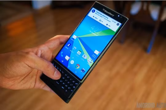 BlackBerry Priv chắc chắn sẽ không được cập nhật Android Nougat (ảnh: Android Authority)