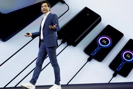 Lei Jun, Chủ tịch đồng sáng lập, CEO của Xiaomi. Ảnh: Trtworld