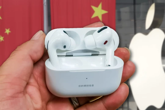 Tai nghe không dây cao cấp AirPods Pro của Apple được sản xuất bởi Luxshare, một công ty của Trung Quốc. Ảnh: Nikkei Asian Review