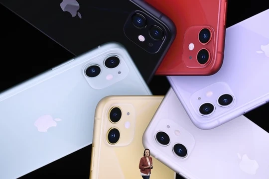 Kaiann Drance, Giám đốc Tiếp thị sản phẩm cho iPhone của Apple phát biểu tại sự kiện ra mắt iPhone 11 vào ngày 10/9. Ảnh: CNBC