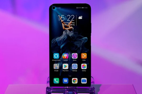 Điện thoại thông minh Honor 20 của Huawei tại một sự kiện ra mắt sản phẩm ở London, ngày 21.5.2019. Ảnh: Reuter