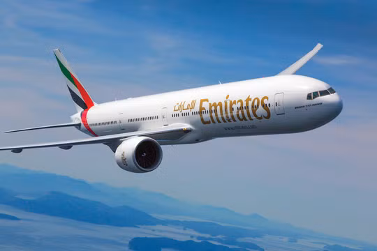 Emirates là hãng hàng không giàu có nhất thế giới 