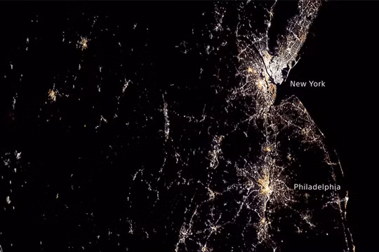 Khả năng xử lý hình ảnh trong điều kiện thiếu sáng rất mạnh của máy ảnh Sony A7S II mang lại những thước phim ấn tượng. (Ảnh: JAXA/Sony)