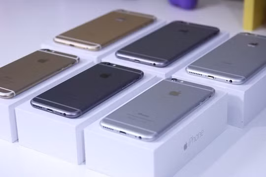 Ưu điểm của smartphone hàng Tân trang (Refurbished) là giá thành rẻ hơn hàng mới (Brand New).