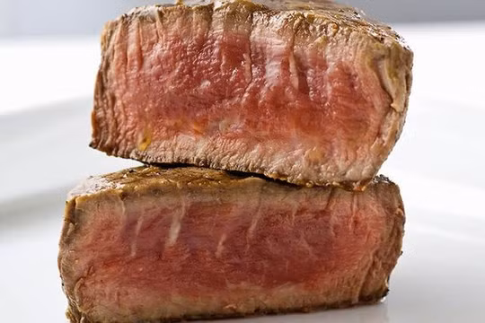 Công nghệ in 3D khiến đậu và tảo giống hệt thịt bò bít tết 