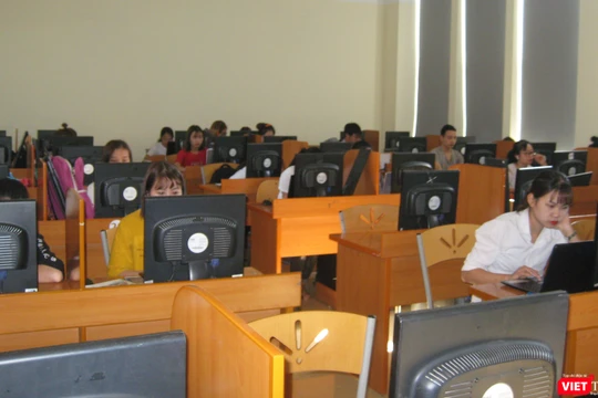 Một lớp học thực hành tại Đại học CNTT-TT Thái Nguyên.