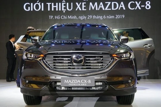 Mazda CX-8 vừa mới ra mắt cuối tháng 6 đã bán được 350 xe