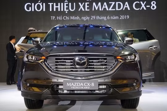 Mazda CX-8 vừa mới ra mắt cuối tháng 6 đã bán được 350 xe