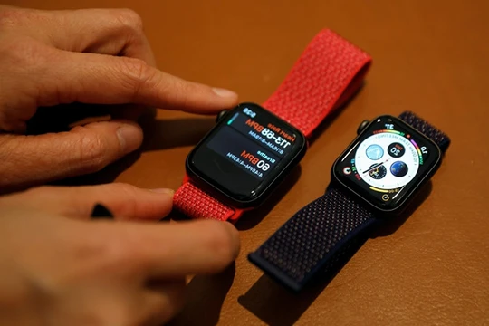 Apple vẫn chiếm vị trí cao nhất về thị phần thiết bị đeo được trong quý 4/2018. ẢNH: REUTERS