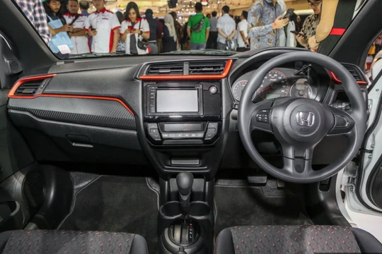 Nội thất của dòng xe trên cũng khá ấn tượng.