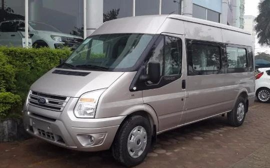 Mẫu xe Ford Transit được lắp ráp và bán tại Việt Nam