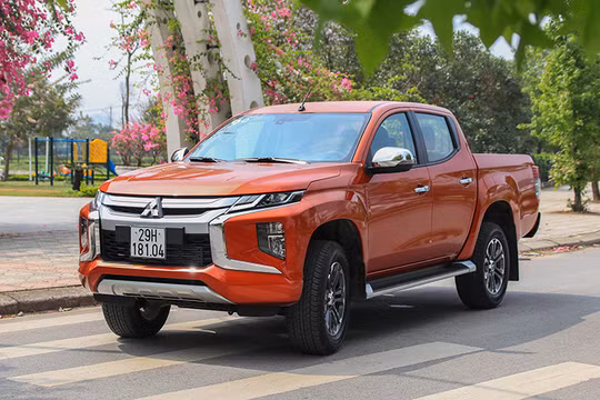 Động cơ diesel sẽ chỉ còn phát triển cho xe tải, bán tải. Ảnh: Đức Huy