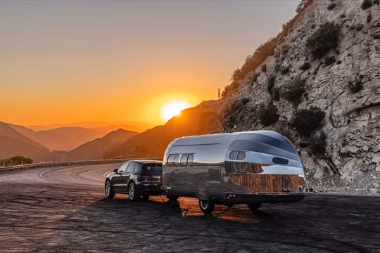 Chiếc Bowlus Road Chief đặc biệt này mới ra đời đầu năm nay nhưng chiếc đầu tiên xuất hiện từ năm 1930. Ảnh: Carscoops
