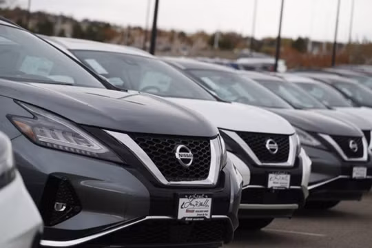 Gần 400 nghìn xe Nissan sẽ bị triệu hồi. 