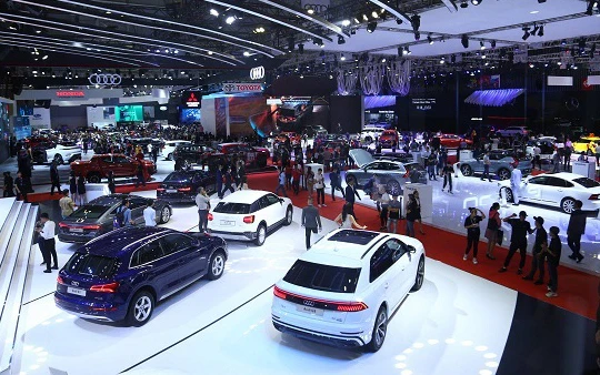 Năm 2019, thị trường xe Việt đón nhận những cơn lốc giảm giá lên đến vài trăm triệu đồng. 