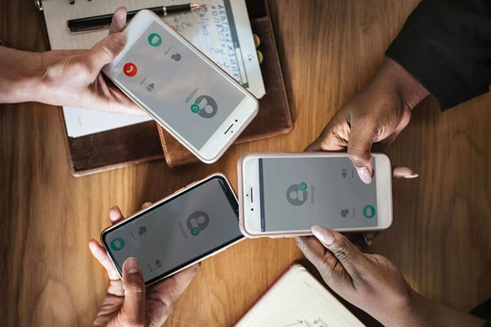 Theo Bob O'Donnell, 5G và Wi-Fi 6 được tạo ra để bổ sung cho nhau, không phải để tiêu diệt lẫn nhau. Ảnh: Unsplash.