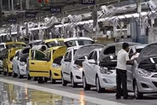 Thị trường ô tô Ấn Độ đang trên đà tuột dốc không phanh. Nguồn: Currentriggers