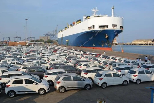 Các hãng ô tô Ấn Độ nên tìm kiếm thêm các cơ hội xuất khẩu. Nguồn: Car Dealer Tracker 