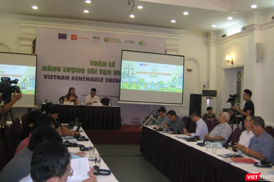 Hội thảo về phát triển điện mặt trời trong khuôn khổ Tuần lễ Năng lượng Tái tạo 2018