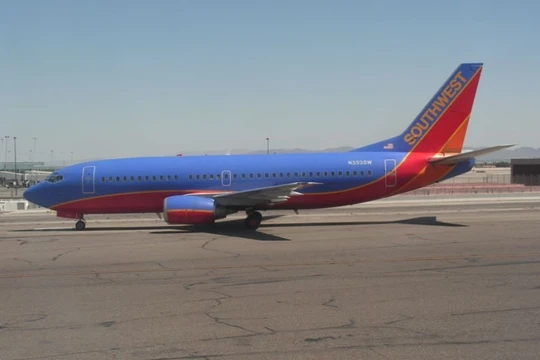 Phần mềm quản lý bay do AeroData Inc. cung cấp bị lỗi. 